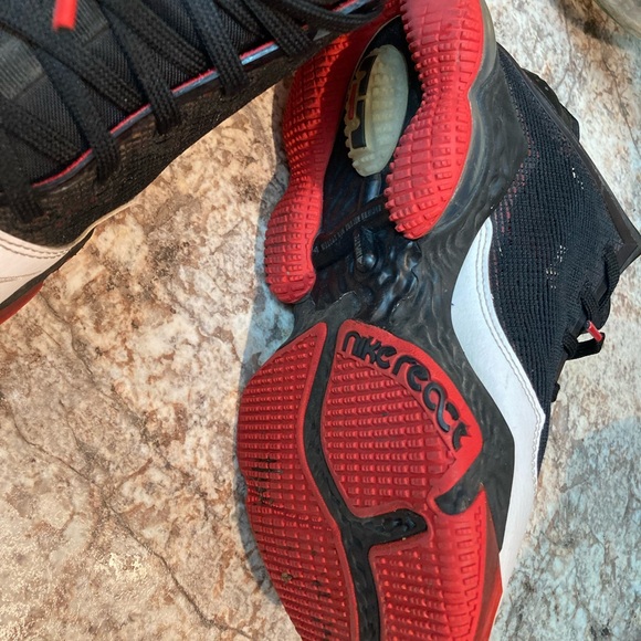 Nike Lebron 19 low basketball shoes - Picture 4 of 8